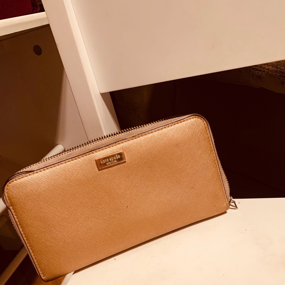 Kate Spade clutch purse